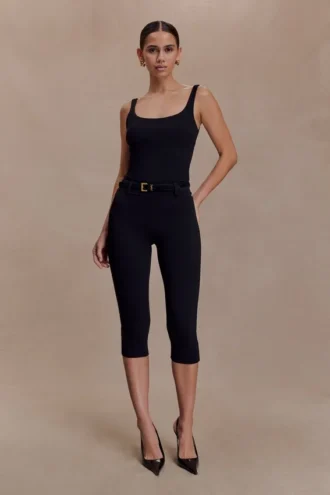 Blanca Stretch Crepe Capri Pants – Black