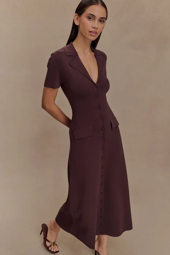 Pearson Short Sleeve Knit Midi Dress – Chocolate Pearson Short Sleeve Knit Midi Dress – Chocolate