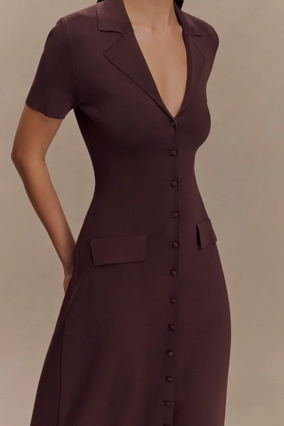 Pearson Short Sleeve Knit Midi Dress – Chocolate Pearson Short Sleeve Knit Midi Dress – Chocolate