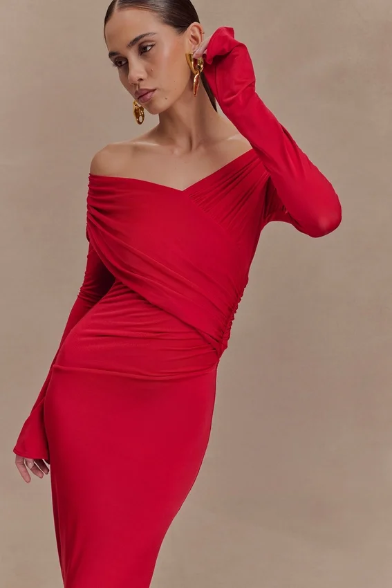 Therese Off Shoulder Ruched Maxi Dress – Red Therese Off Shoulder Ruched Maxi Dress – Red